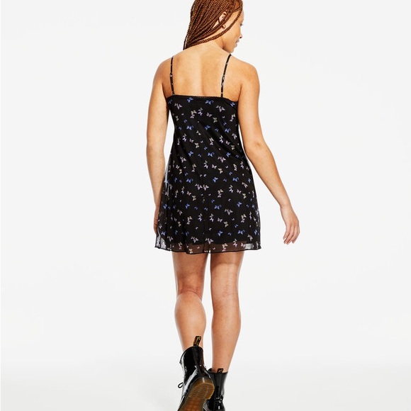 Aeropostale Butterfly Print Scoop-Neck Mesh Slip Dress - Picture 7 of 8